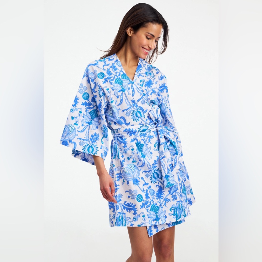 Roller Rabbit Blue and White Short Sleeve Robe